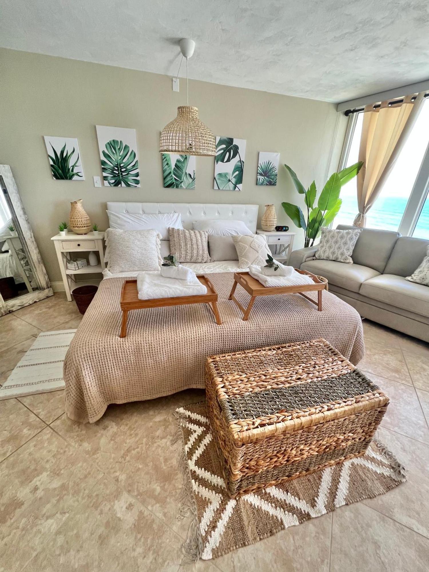 Beach Oasis 704 Lovely Daytona Ocean Front For 5 Sleeps Up To 12 Παραλία Ντειτόνα Εξωτερικό φωτογραφία