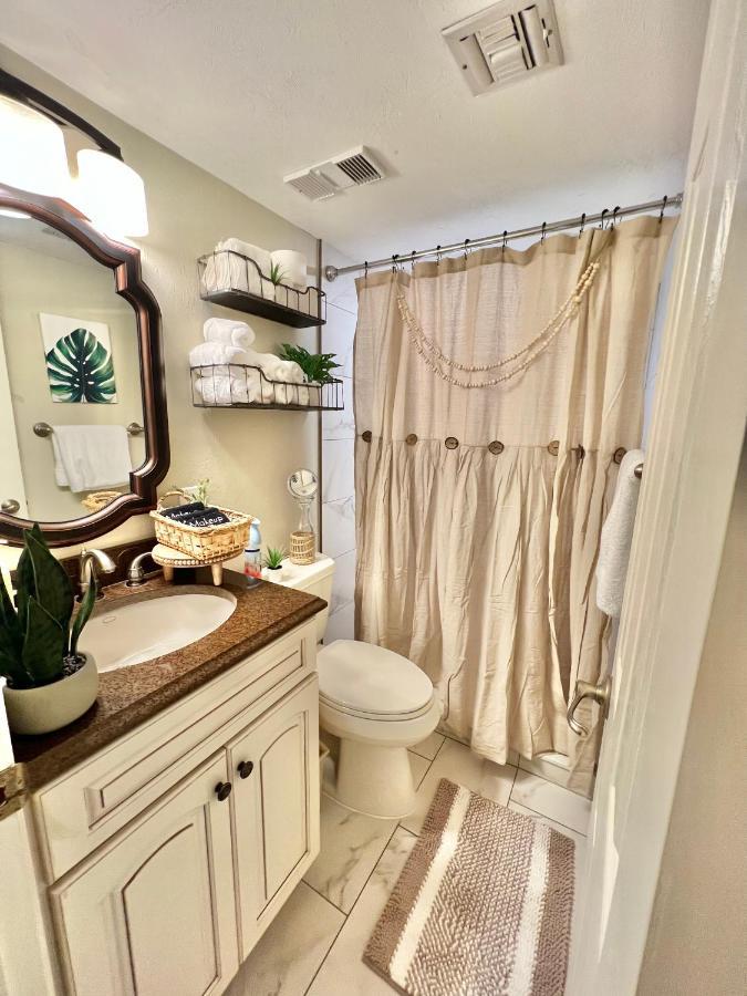 Beach Oasis 704 Lovely Daytona Ocean Front For 5 Sleeps Up To 12 Παραλία Ντειτόνα Εξωτερικό φωτογραφία