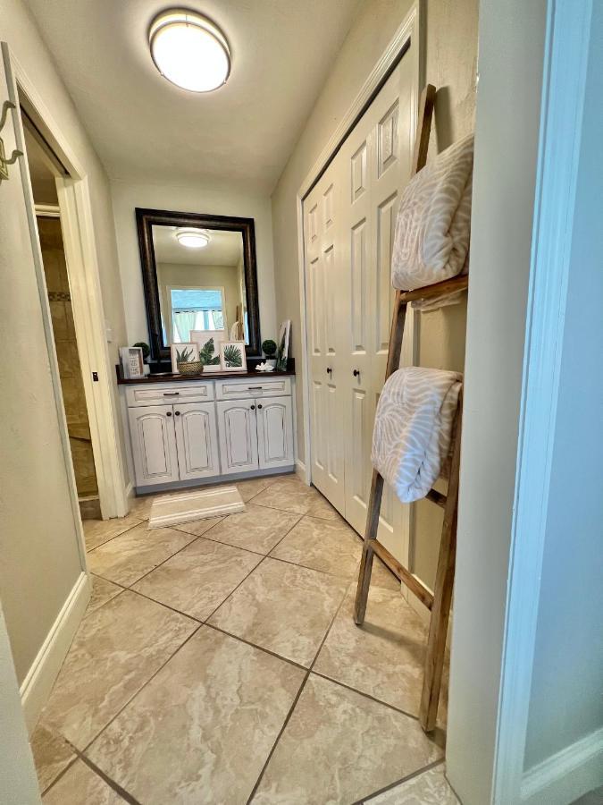 Beach Oasis 704 Lovely Daytona Ocean Front For 5 Sleeps Up To 12 Παραλία Ντειτόνα Εξωτερικό φωτογραφία