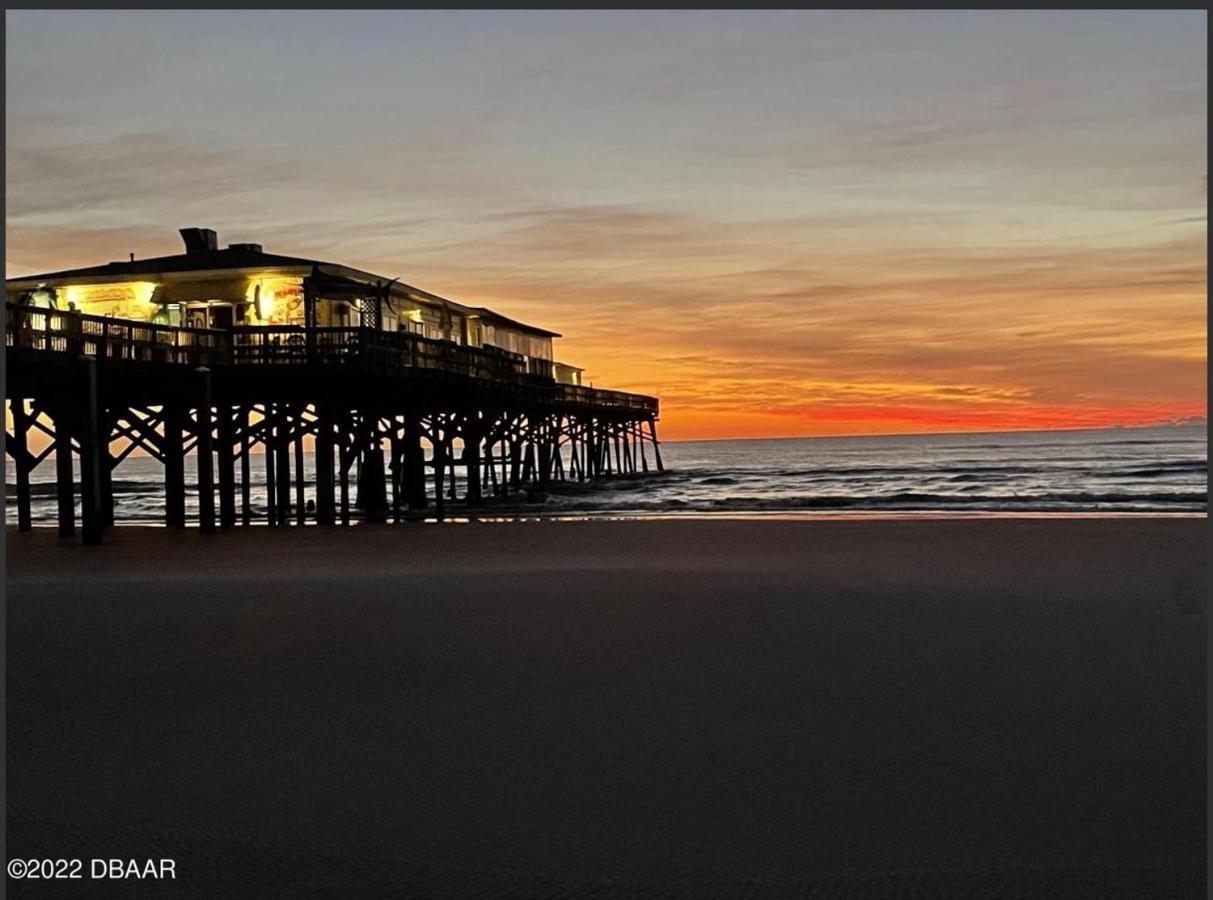 Beach Oasis 704 Lovely Daytona Ocean Front For 5 Sleeps Up To 12 Παραλία Ντειτόνα Εξωτερικό φωτογραφία