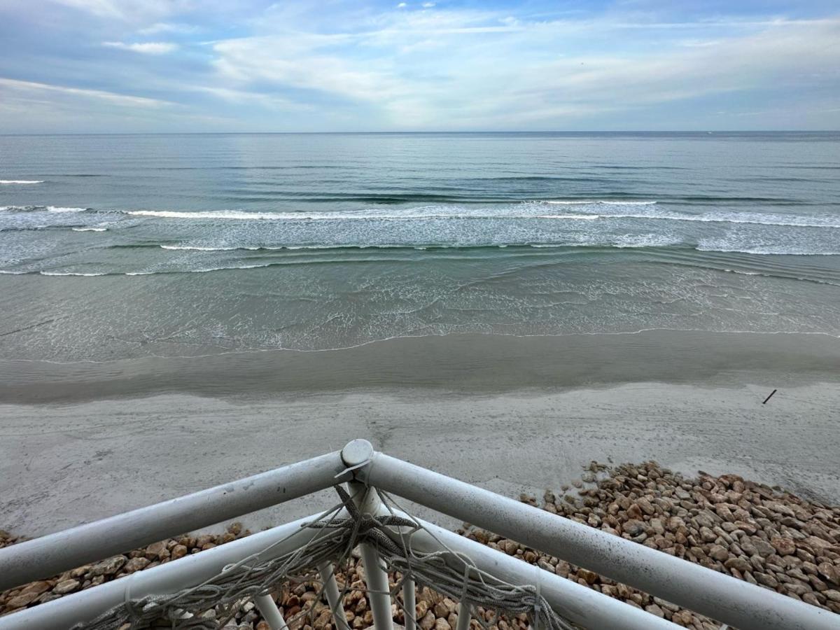 Beach Oasis 704 Lovely Daytona Ocean Front For 5 Sleeps Up To 12 Παραλία Ντειτόνα Εξωτερικό φωτογραφία